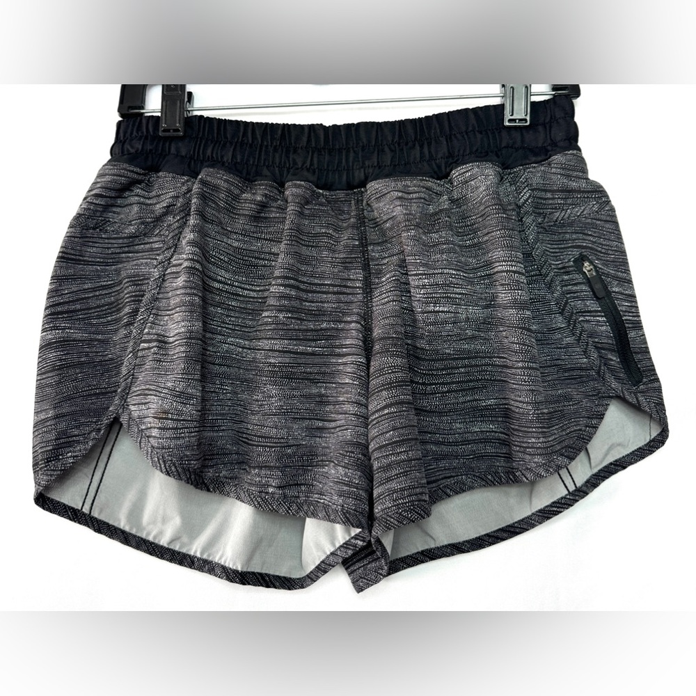 Lululemon Tracker Short Size 10 Bit Point Ice Gray Shorts
